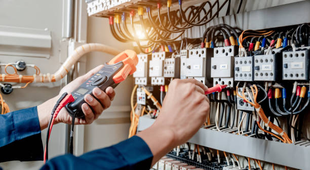 Best Local Electrician Companies  in Pantops, VA